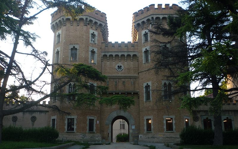 castell-de-can-taio
