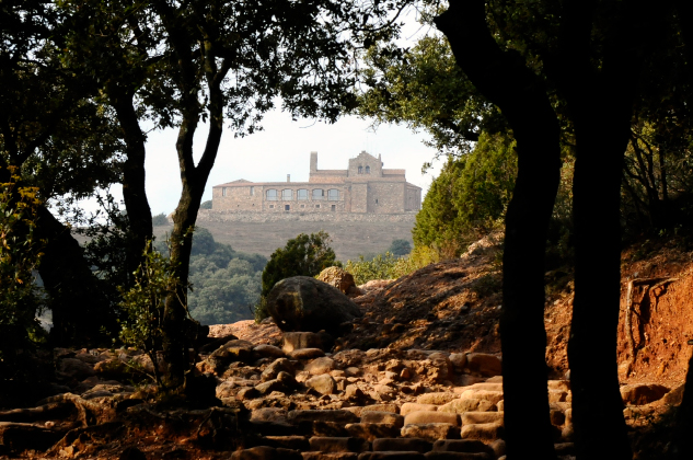 Monestir de Sant Llorenç del munt al Vallès Occidental